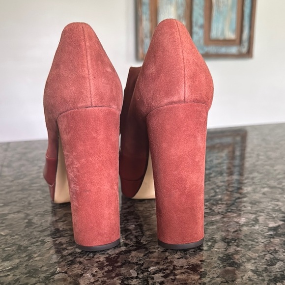 Michael Kors Red Platform chunky Suede Heels EUC 9 - Picture 8 of 15